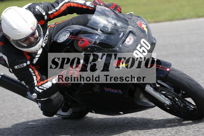 /Archiv-2024/29 12.06.2024 MOTO.CH Track Day ADR/Gruppe gelb/950